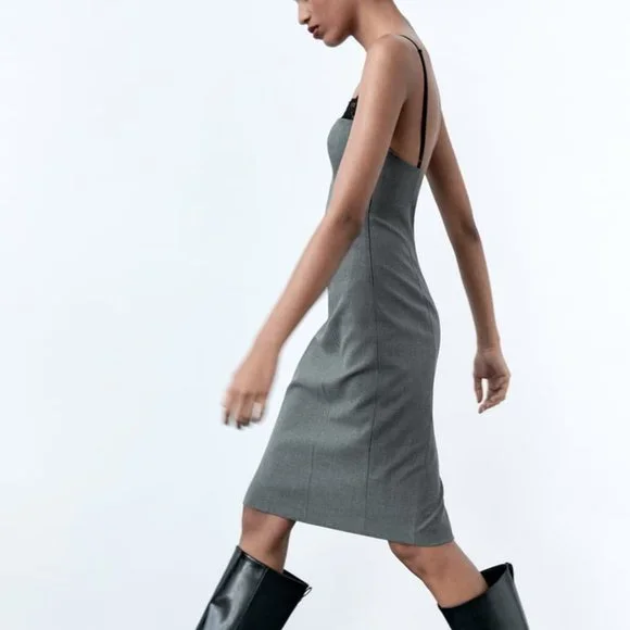 NWT LACE GRAY MNI DRESS - Picture 4 of 9